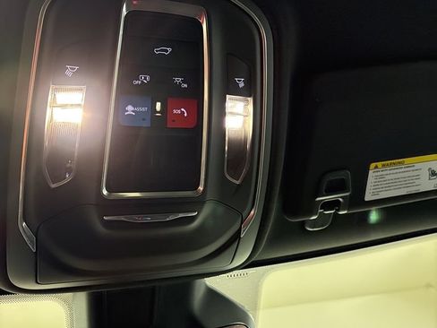 New 2026 Jeep Grand Cherokee Altitude AWD/4WD image 13