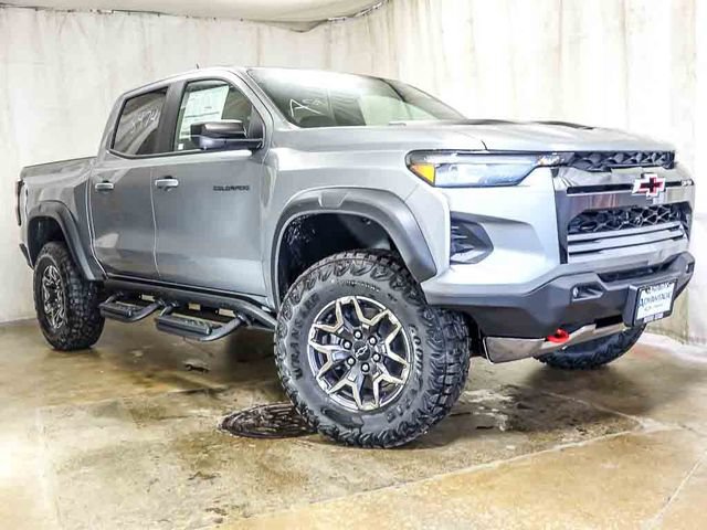 New 2026 Chevrolet Colorado ZR2 w/ Technology Package AWD/4WD image 2