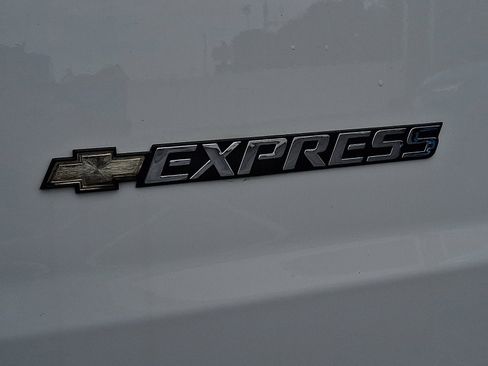 Used 2024 Chevrolet Express 2500 w/ Driver Convenience Package RWD image 29