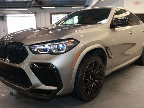 Used 2022 BMW X6 M w/ Competition Package image 3
