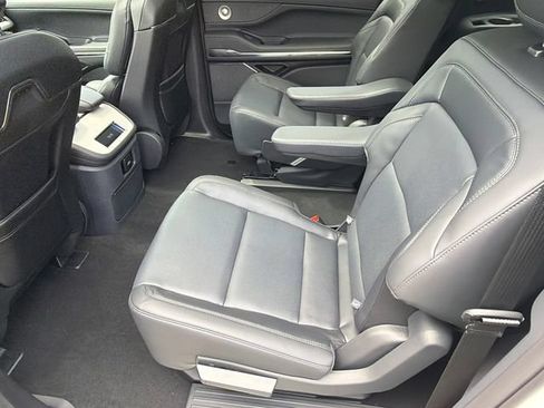 New 2027 Lincoln Navigator L Reserve w/ Jet Appearance Package RWD image 24