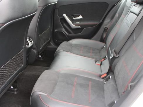 Used 2022 Mercedes-Benz A 220 image 38