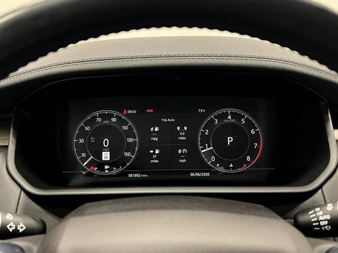 Used 2018 Land Rover Discovery HSE Luxury AWD/4WD image 25