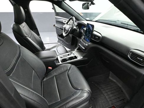 Used 2020 Ford Explorer ST w/ ST Street Pack image 54