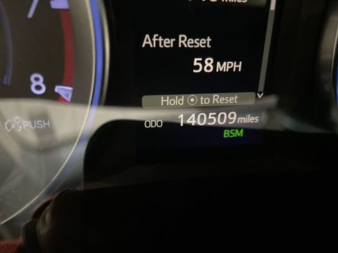 Used 2018 Toyota Highlander Limited w/ Protection Package #3 image 22