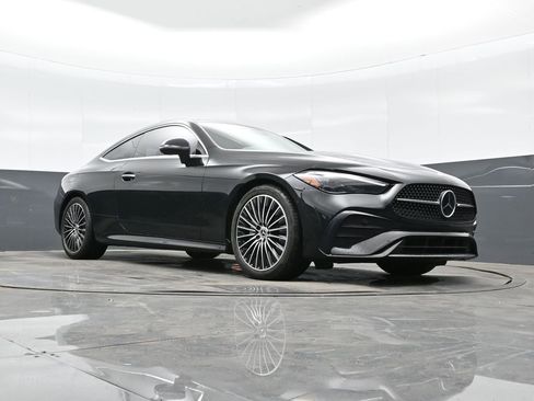 Used 2024 Mercedes-Benz CLE 300 4MATIC Coupe image 40