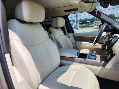 Certified 2023 Land Rover Range Rover First Edition AWD/4WD image 17