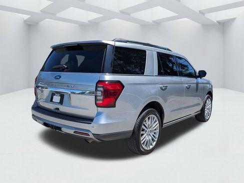 Used 2024 Ford Expedition Limited RWD image 5