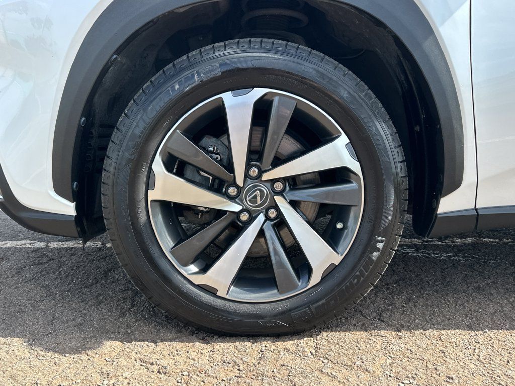 Used 2018 Lexus NX 300 AWD w/ Luxury Package image 12