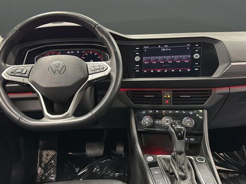 Used 2023 Volkswagen Jetta SEL FWD image 11