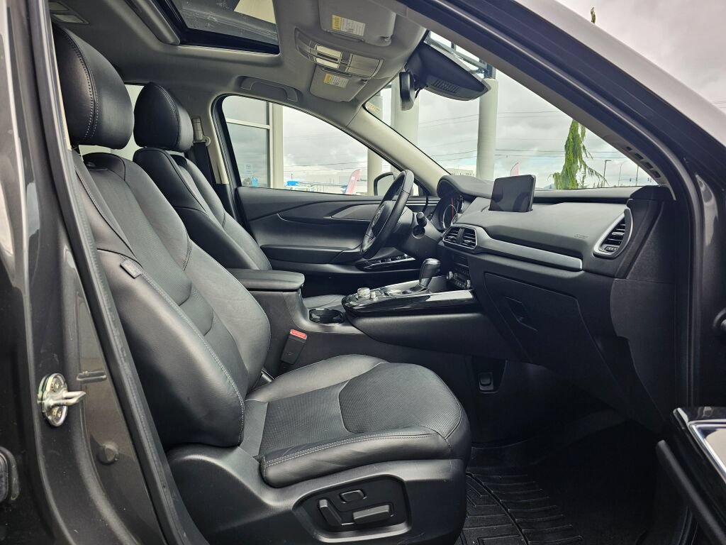 Used 2023 MAZDA CX-9 Touring AWD/4WD image 9