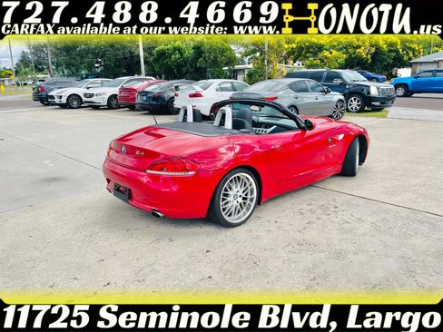 Used 2010 BMW Z4 sDrive35i image 11