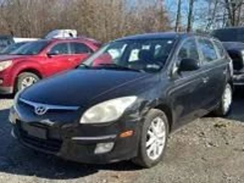 Used 2009 Hyundai Elantra FWD image 1