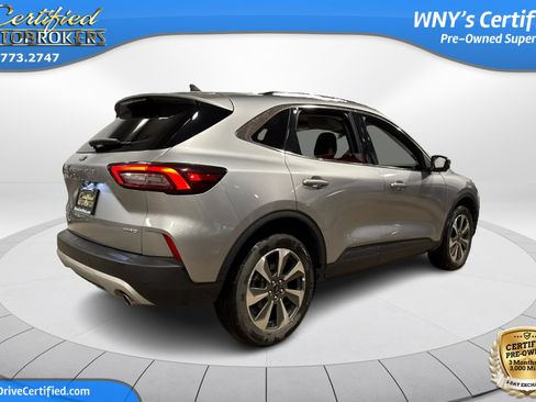 Used 2024 Ford Escape Platinum AWD/4WD image 7