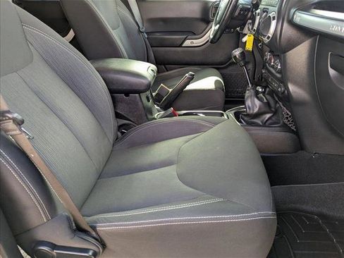 Used 2016 Jeep Wrangler Unlimited Rubicon w/ Dual Top Group image 20