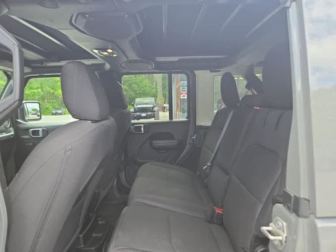 Used 2023 Jeep Wrangler Unlimited w/ Sun & Screen Package AWD/4WD image 20