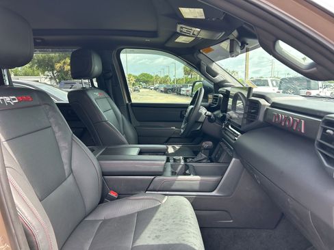 Used 2025 Toyota Tundra TRD Pro AWD/4WD image 12
