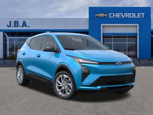 New 2027 Chevrolet Bolt LT FWD image 7