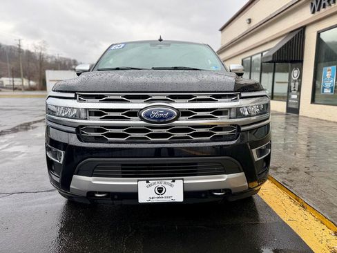 Used 2024 Ford Expedition Max Platinum AWD/4WD image 7