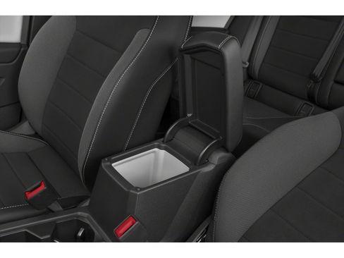 Used 2022 Volkswagen Taos SE w/ Panoramic Sunroof Package image 9