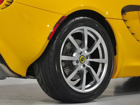 Used 2007 Lotus Elise RWD image 42