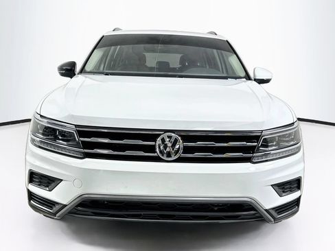 Used 2021 Volkswagen Tiguan SE FWD image 5