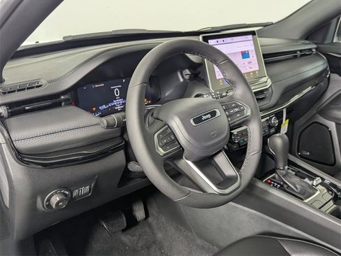 New 2026 Jeep Compass Limited w/ Sun, Sound & Navigation Group image 11