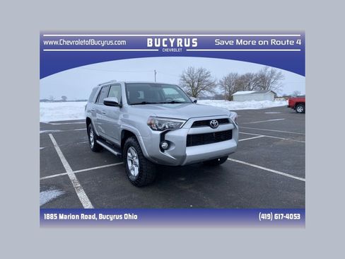 Used 2018 Toyota 4Runner SR5 AWD/4WD image 1