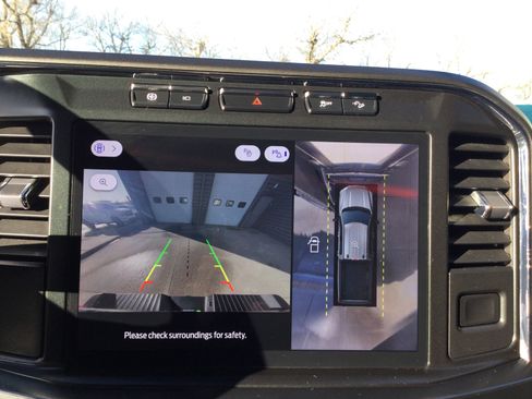 Used 2023 Ford F350 Lariat w/ Chrome Package image 11