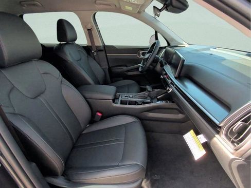 New 2026 Kia Sorento EX FWD image 15