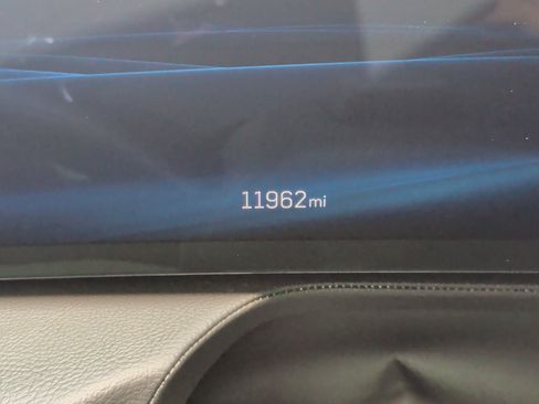 Used 2025 Cadillac CT5 Premium Luxury w/ Technology Package RWD image 15