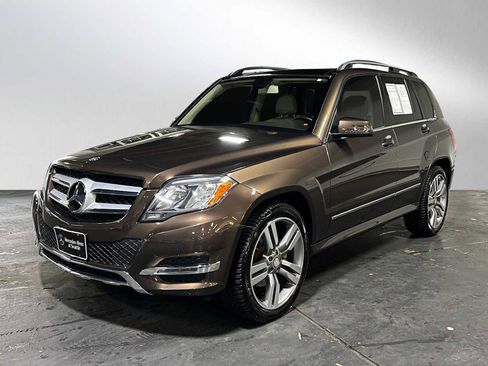 Used 2014 Mercedes-Benz GLK 350 4MATIC image 7