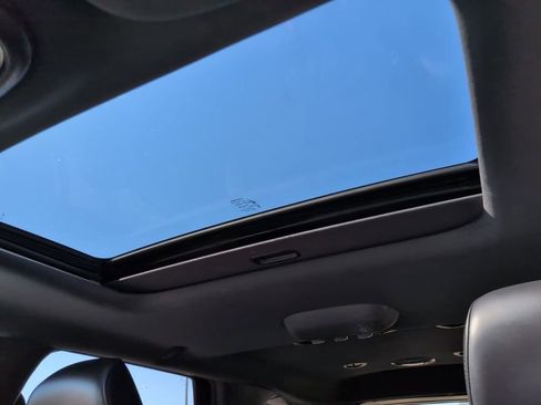 Used 2021 Dodge Durango GT image 30