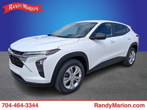 New 2026 Chevrolet Trax LS w/ Driver Confidence Package image 1