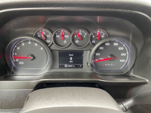 Used 2020 Chevrolet Silverado 1500 W/T w/ WT Convenience Package AWD/4WD image 17