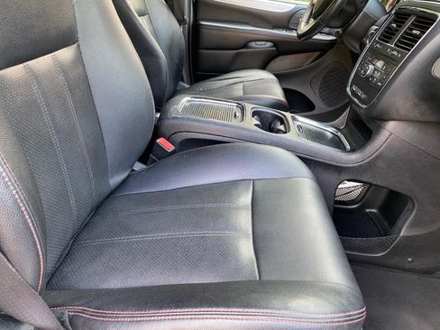 Used 2019 Dodge Grand Caravan GT FWD image 49