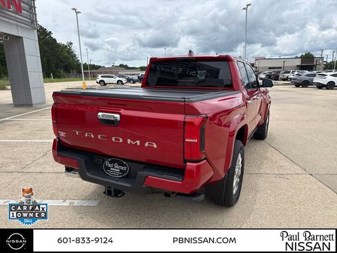 Used 2025 Toyota Tacoma Limited AWD/4WD image 6