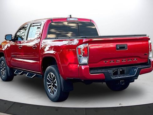 Used 2022 Toyota Tacoma TRD Sport AWD/4WD image 6
