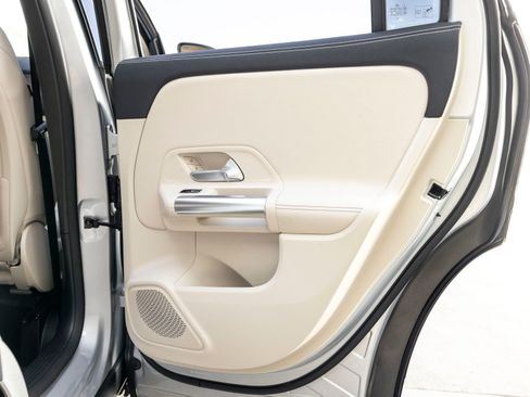 Used 2023 Mercedes-Benz GLA 250 GLA 250 image 23