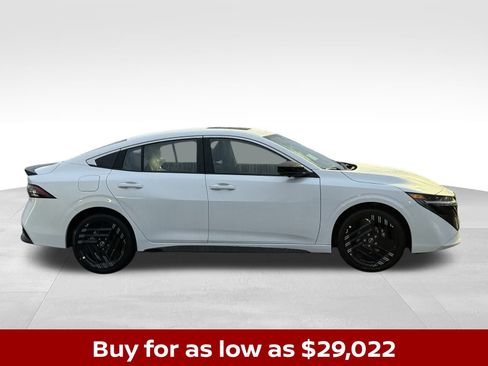 New 2026 Nissan Sentra SR w/ SR Premium Package FWD image 6