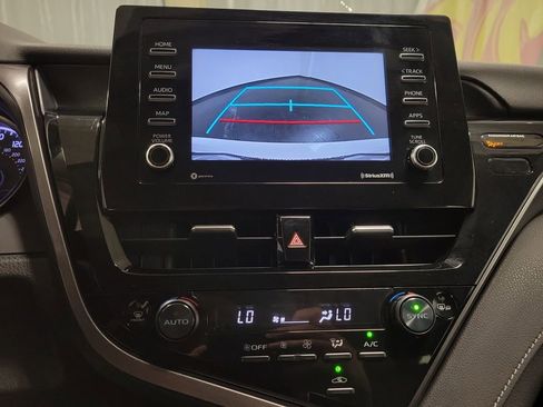 Used 2023 Toyota Camry SE FWD image 17