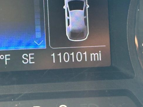 Used 2017 Ford Edge SEL FWD image 11