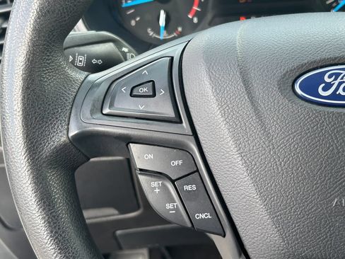 Used 2019 Ford Edge SE w/ SE Fleet Driver's Package FWD image 18