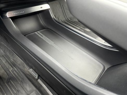 Certified 2024 Cadillac Lyriq Sport w/ LPO, Floor Liner Package AWD/4WD image 25