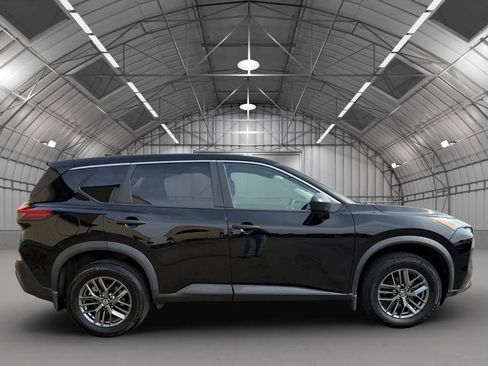 Used 2021 Nissan Rogue S image 5