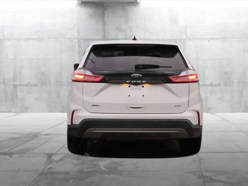 Certified 2024 Ford Edge SEL image 6