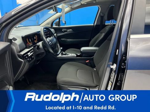 Used 2026 Kia Sportage LX FWD image 9