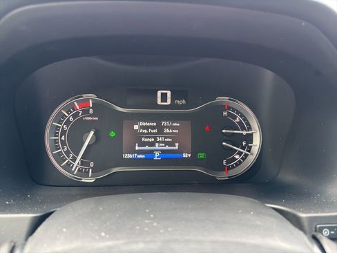 Used 2017 Honda Ridgeline RTL-T image 12