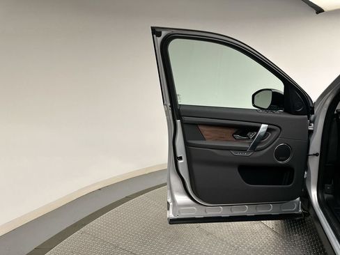 Certified 2025 Land Rover Discovery Sport S AWD/4WD image 7