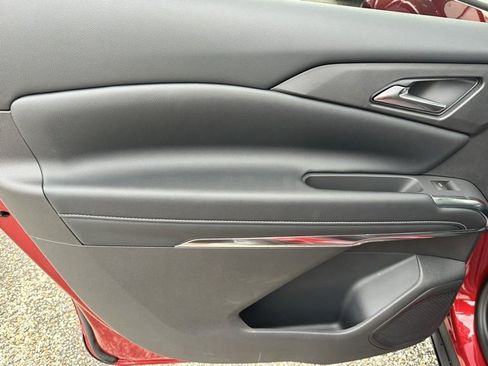 New 2026 Chevrolet Traverse LT w/ Driver Confidence Package image 23